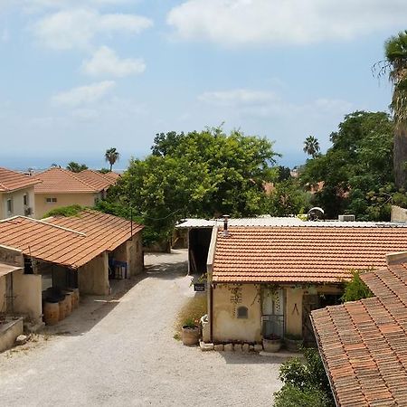 Smadar Inn Zikhron Ya'akov Exterior foto