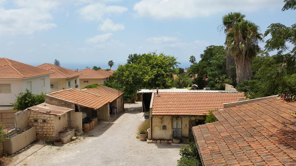 Smadar Inn Zikhron Ya'akov Exterior foto